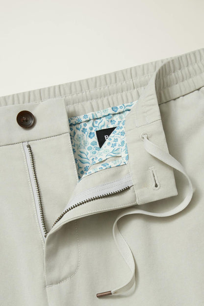 Weekend Wanderer Short Bonobos Premium
