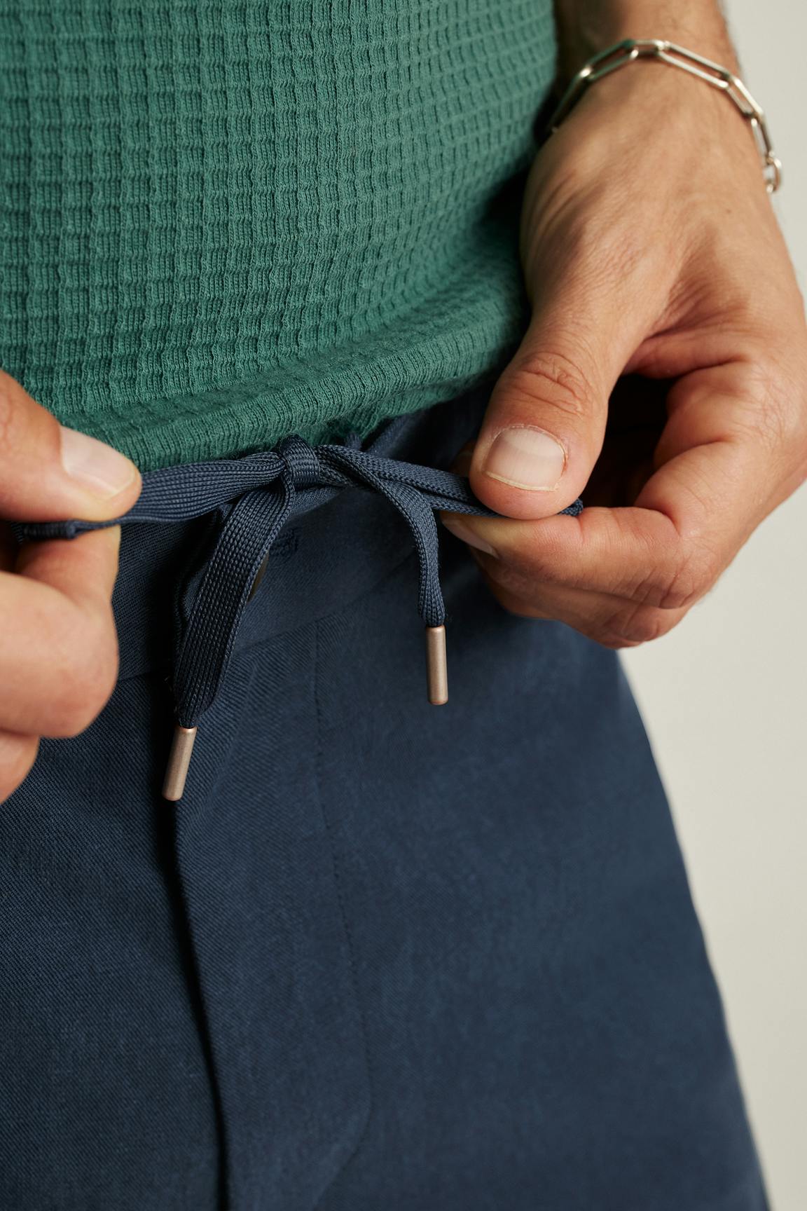 Weekend Wanderer Short Bonobos Featured