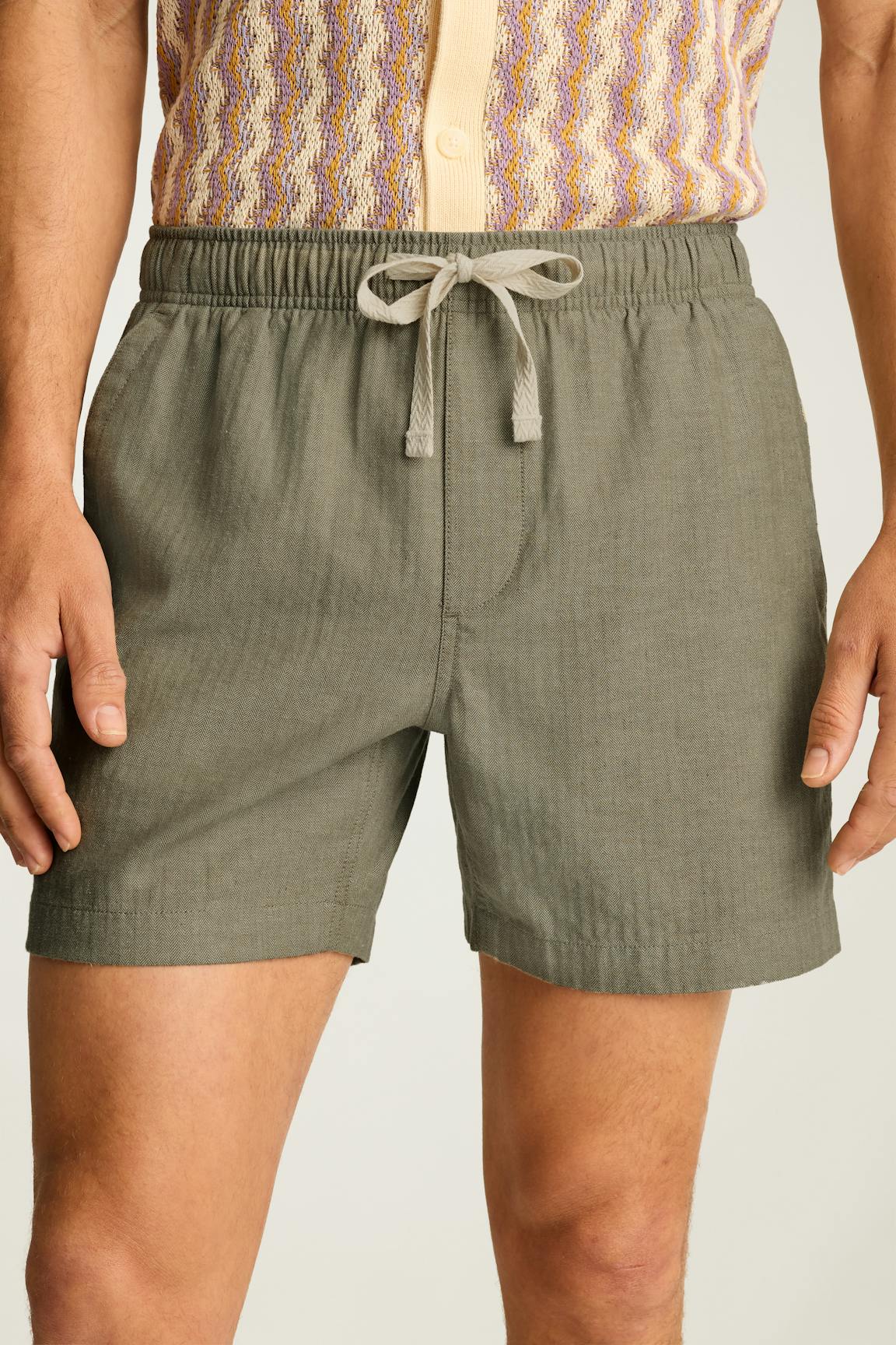Nomad Short Bonobos Top Pick